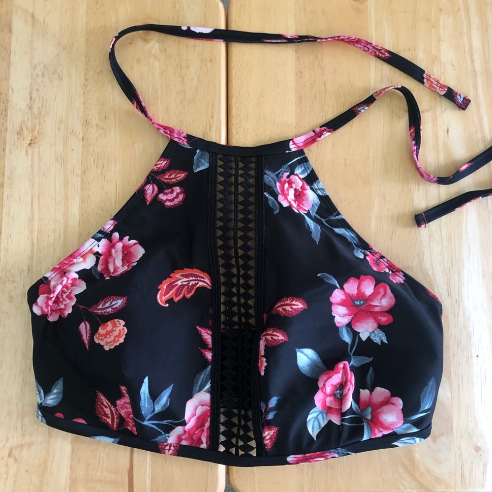 Forever 21 + halter bikini top